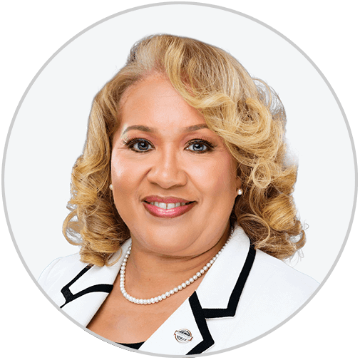 Jacqueline Houser, DTM