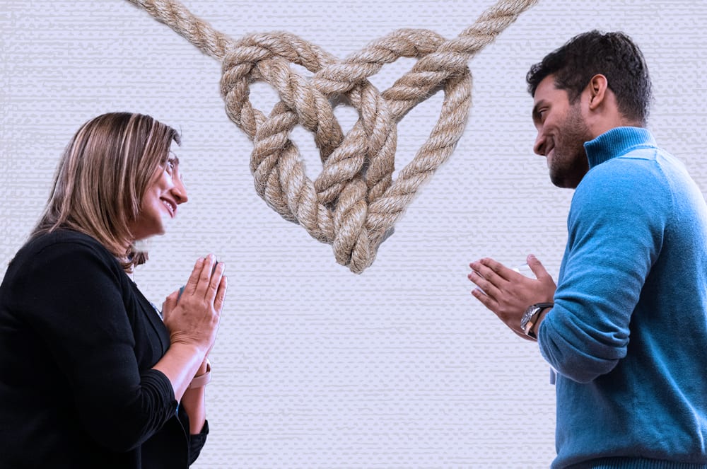 A rope knotted into the shape of a heart