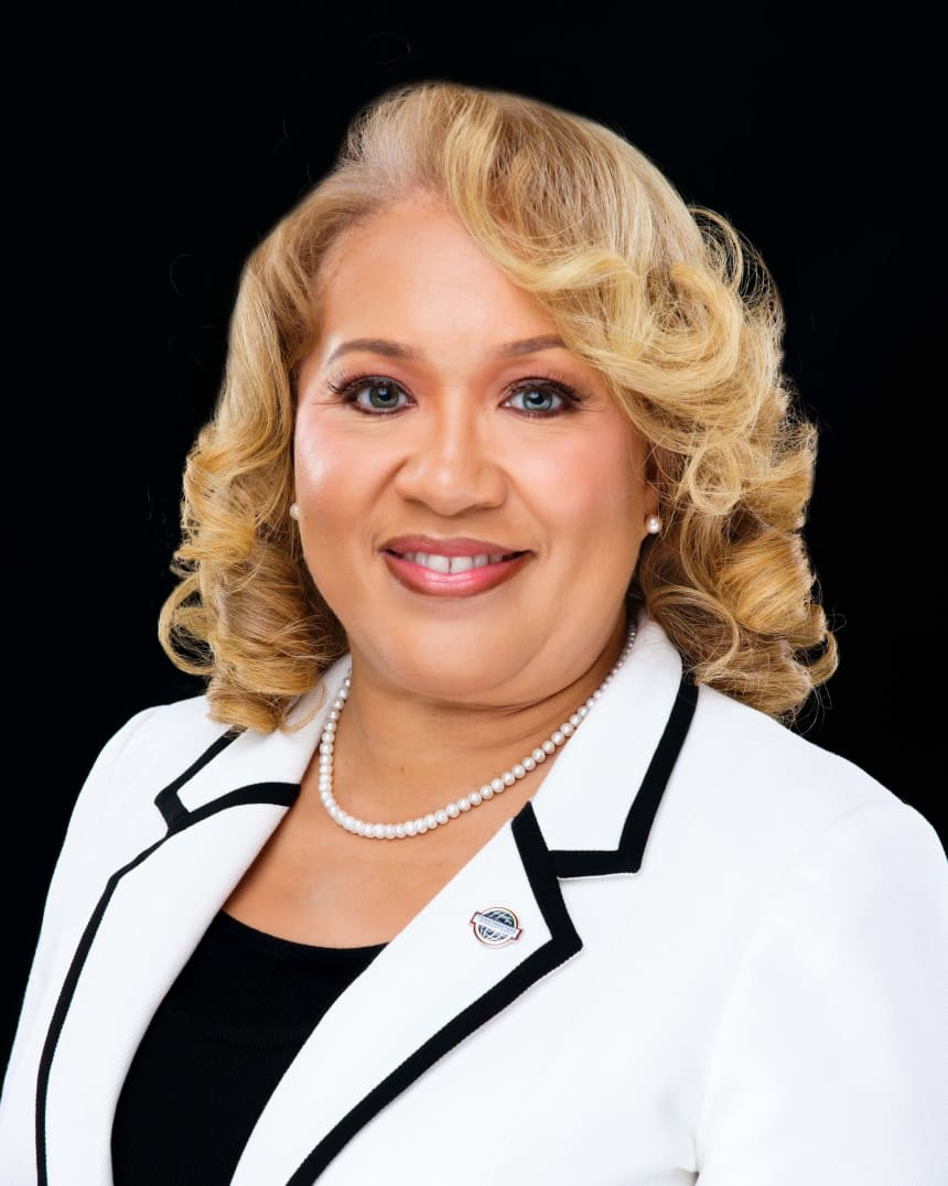 Jacqueline Houser, DTM